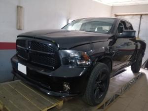 Dodge Ram 1500 2018р 3_6л 305 HP