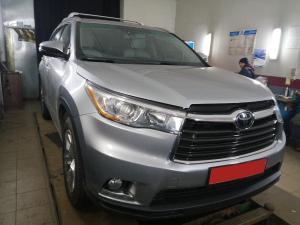 TOYOTA HIGHLANDER 3.5 AT LE  2015
