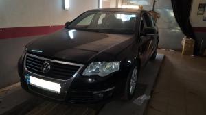 VOLKSWAGEN PASSAT 2006 року